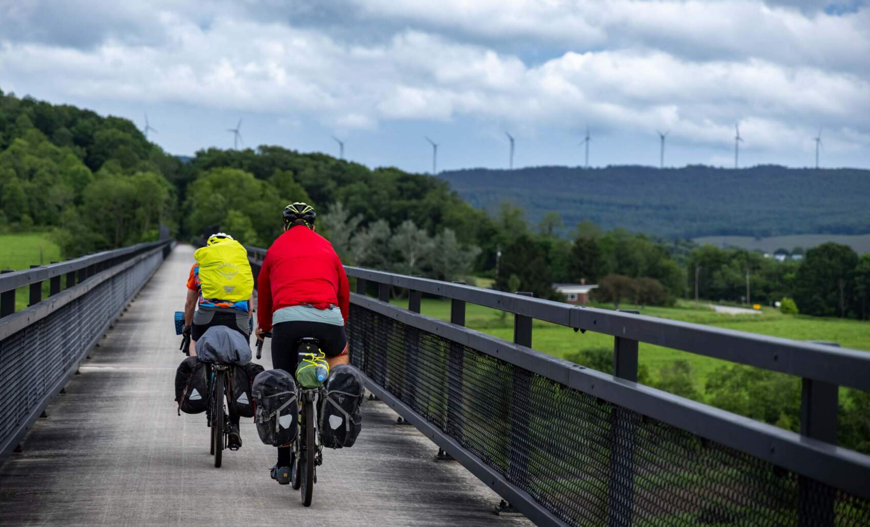 Bicyclists on Salisbury Viaduct